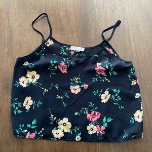 Tosko medium black crop top with flowers